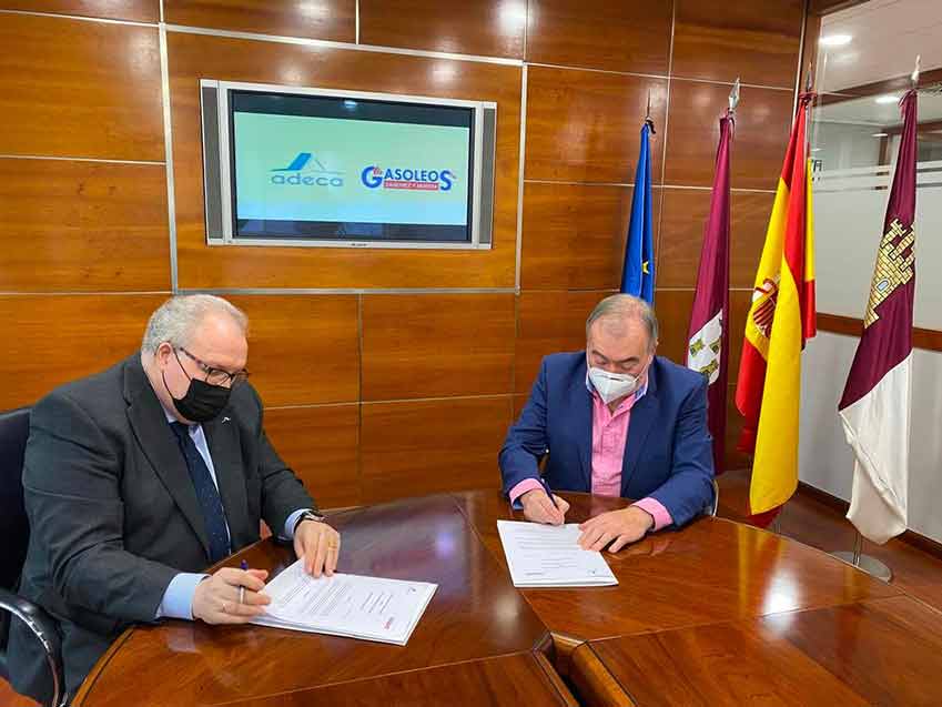 adeca-firma-acuerdo-sanchez-murcia-gasoleos